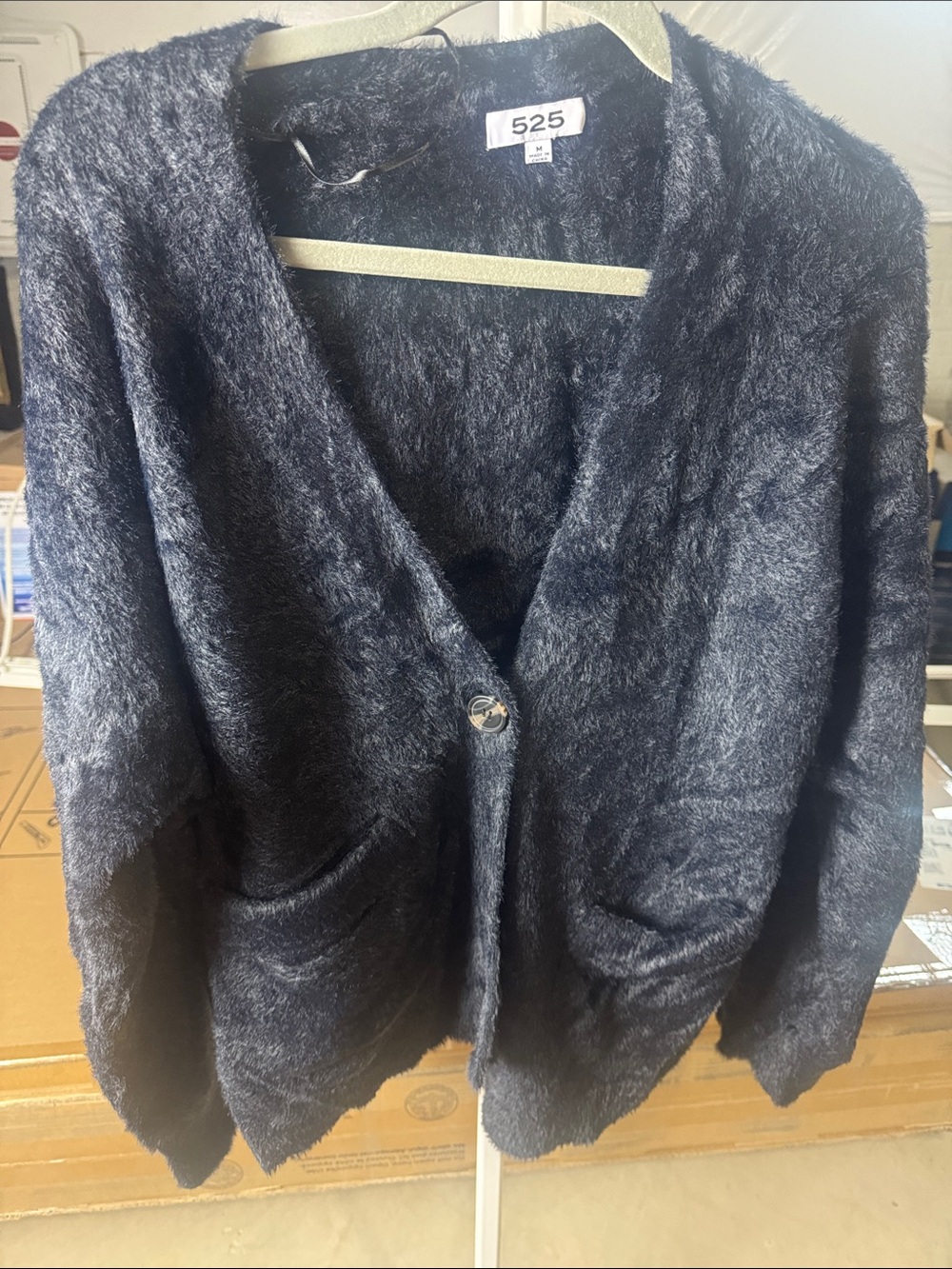 525 America Fuzzy Navy Blue V-Neck Single-Button Cardigan